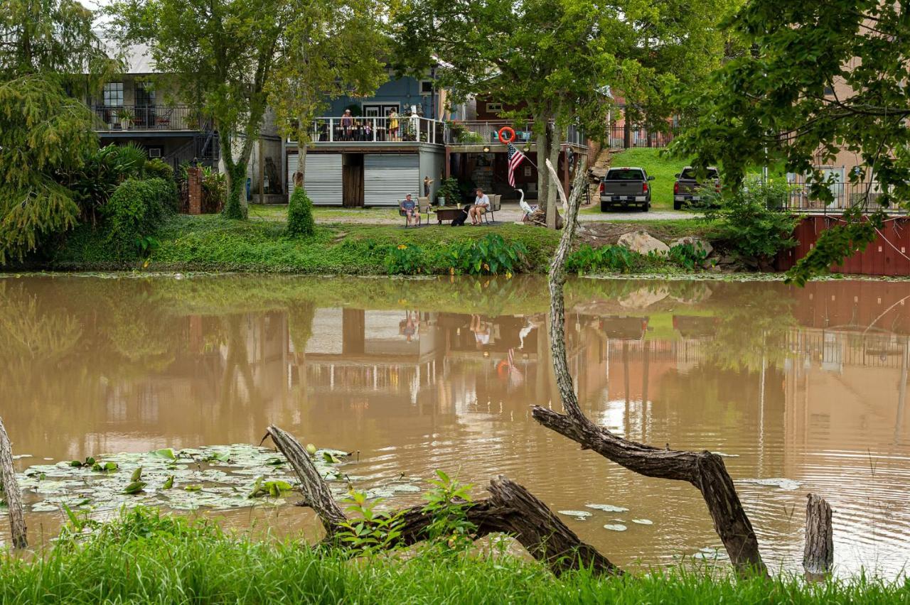 Chateau Royale, Pet Friendly, On Bayou, Downtown! New Iberia Exteriör bild