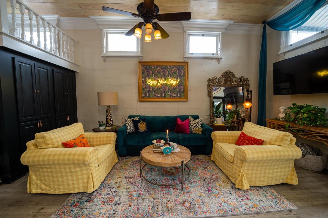 Chateau Royale, Pet Friendly, On Bayou, Downtown! New Iberia Exteriör bild